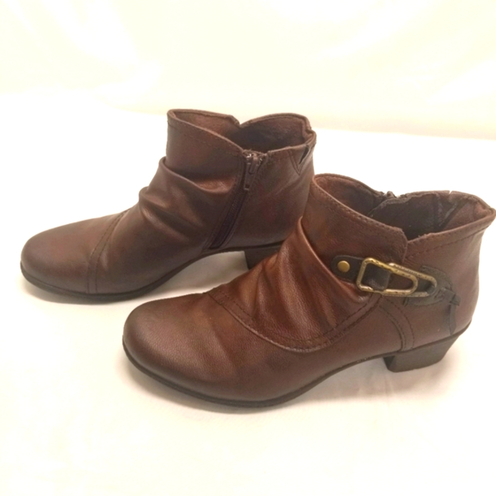 Earth Origins Woman Size 7.5 Maggie Brown Vegan Leather Ankle Boots Side Zipper